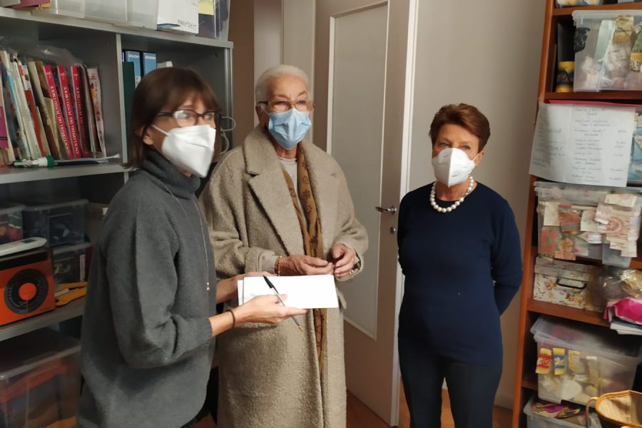 Trieste, iniziativa la borsa che dona