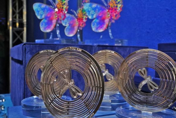 Maria Pia Cortellessa della 50&Più Foggia vince la libellula d'oro al Concorso 50&Più di Prosa, poesia, pittura e fotografia