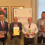 Presentati i tre finalisti del Premio Manzoni organizzato da 50&Più Lecco