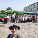 Un numeroso gruppo di soci di 50&Più Napoli in visita al Museo ferroviario
