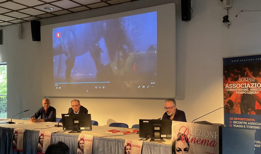 Grande successo per il primo appuntamento di Lezioni di Cinema, organizzato da 50&Più Livorno e appuntamento alla lezione del 28 ottobre.