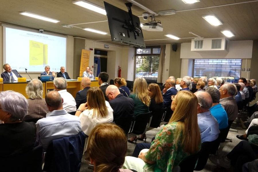 La presentazione del volume "Età anziana, tempo di diritt e responsabilità" organizzata da 50&Più Sardegna a Sassari