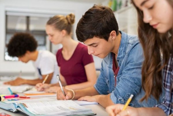 50&Più Ravenna con il Resto del carlino riparte con il concorso "Cronisti in classe"