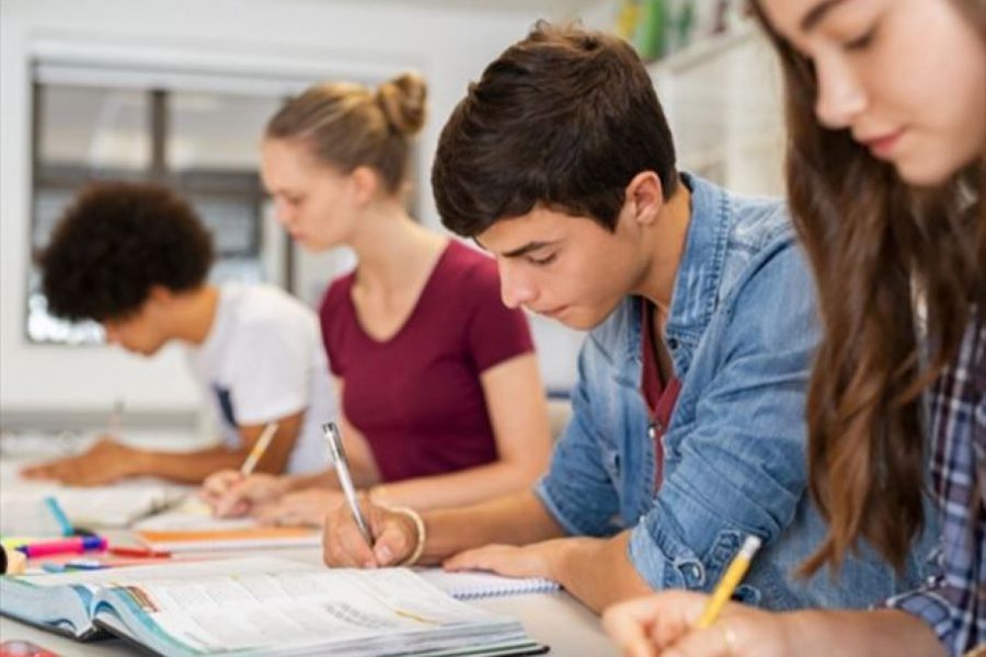 50&Più Ravenna con il Resto del carlino riparte con il concorso "Cronisti in classe"