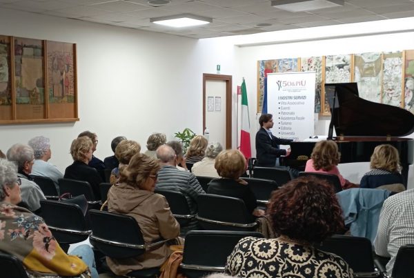 50&Più arezzo al primo incontro di un pianoforte per te