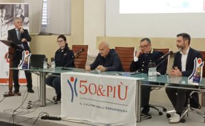 50&Più Lucca all'incontro con la Polizia stop alle truffe