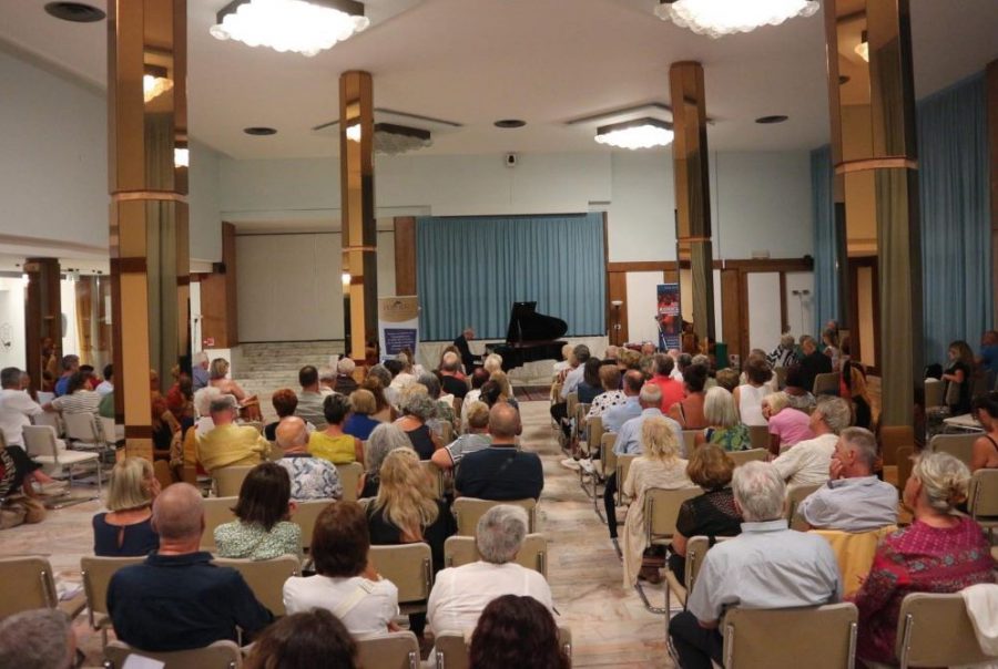 50&più Pisa al concerto di musica dei film del maestro Nicolini