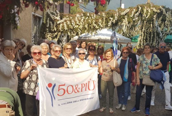 50&Più Pavia a Crazano per la festa dei fiori di santa Croce