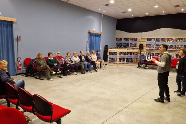 50&Più Pesaro urbino al corso di Teatro